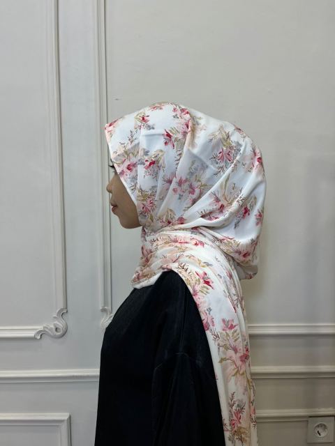 LISA KR MOTIF