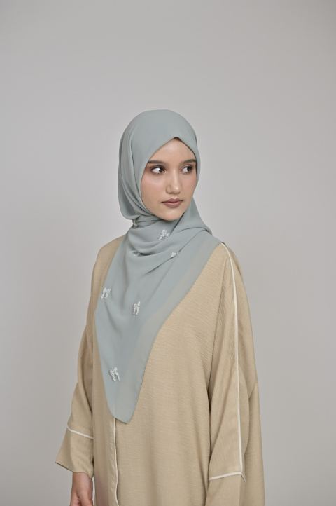 VANESSA ABAYA