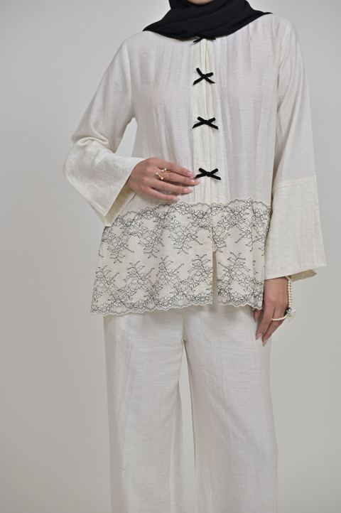 TRISYA SET