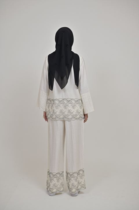 TRISYA SET