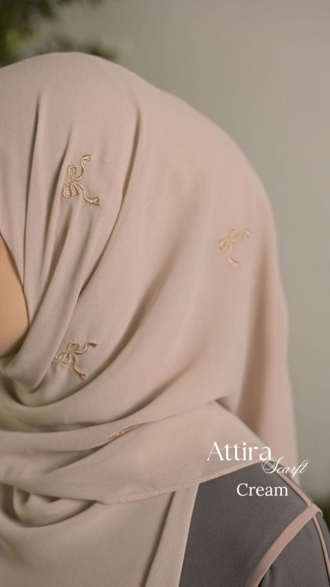 ATTIRA SCARF