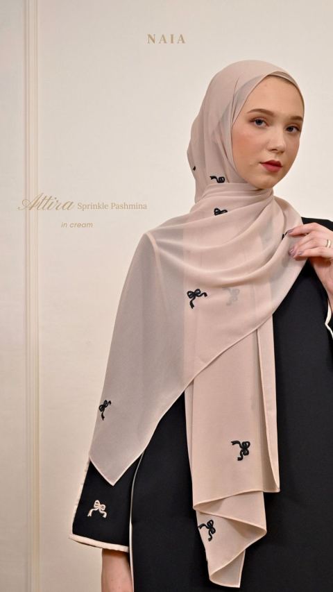 ATTIRA SPRINKLE PASHMINA