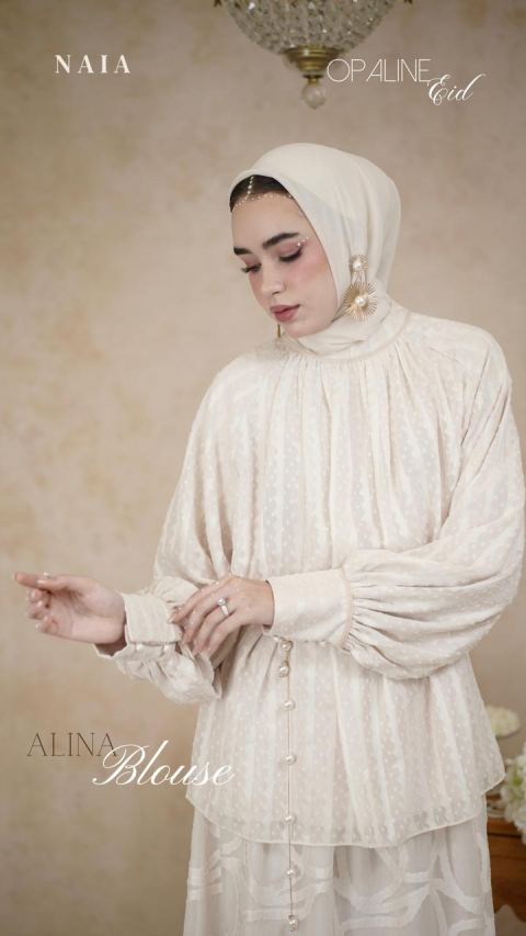 ALYNA BLOUSE