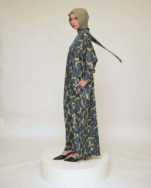 VEENA ABAYA