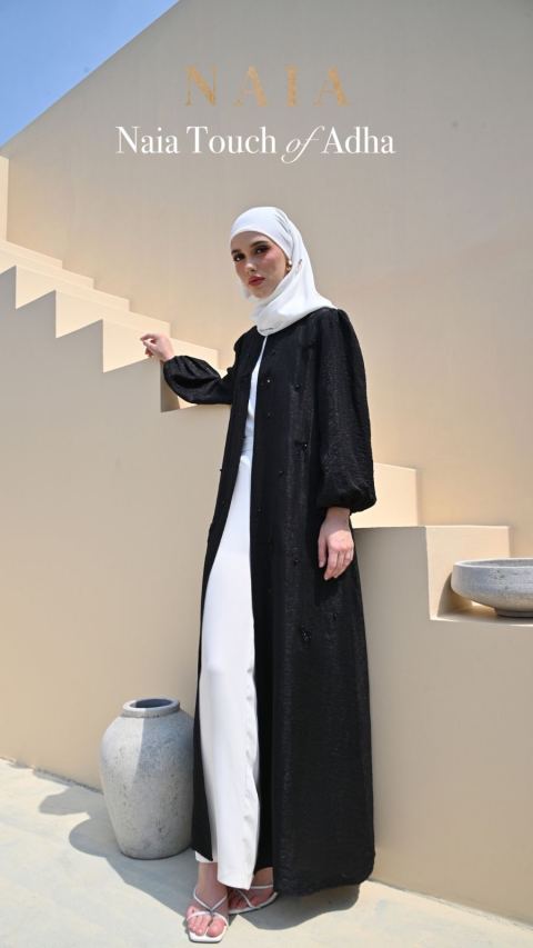HANIA ABAYA