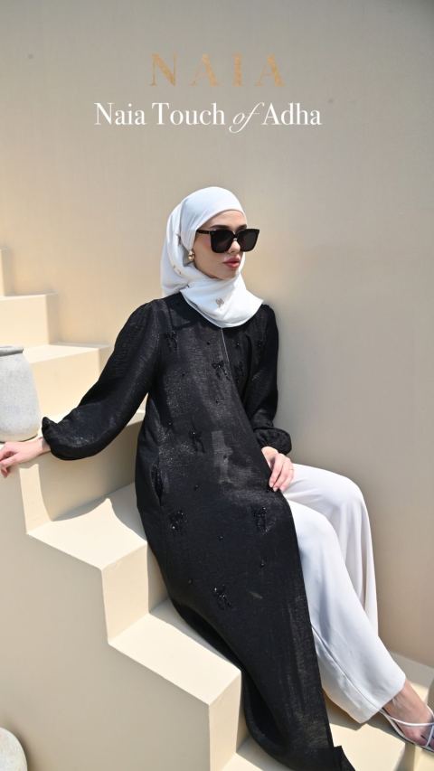 HANIA ABAYA