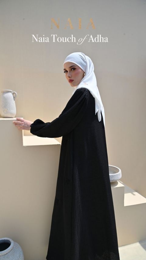 HANIA ABAYA